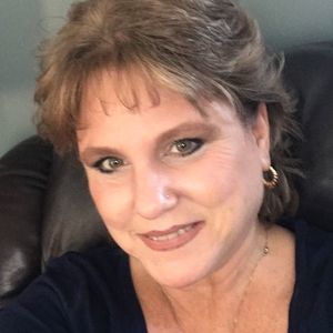 Meet your Posher, Vicky